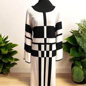 Womens Plus Size Dress  Black and White sz. 18/20
